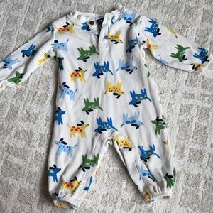 3/$16!!Old Navy White Waffle Footie with Blue Green Yellow Animal Print